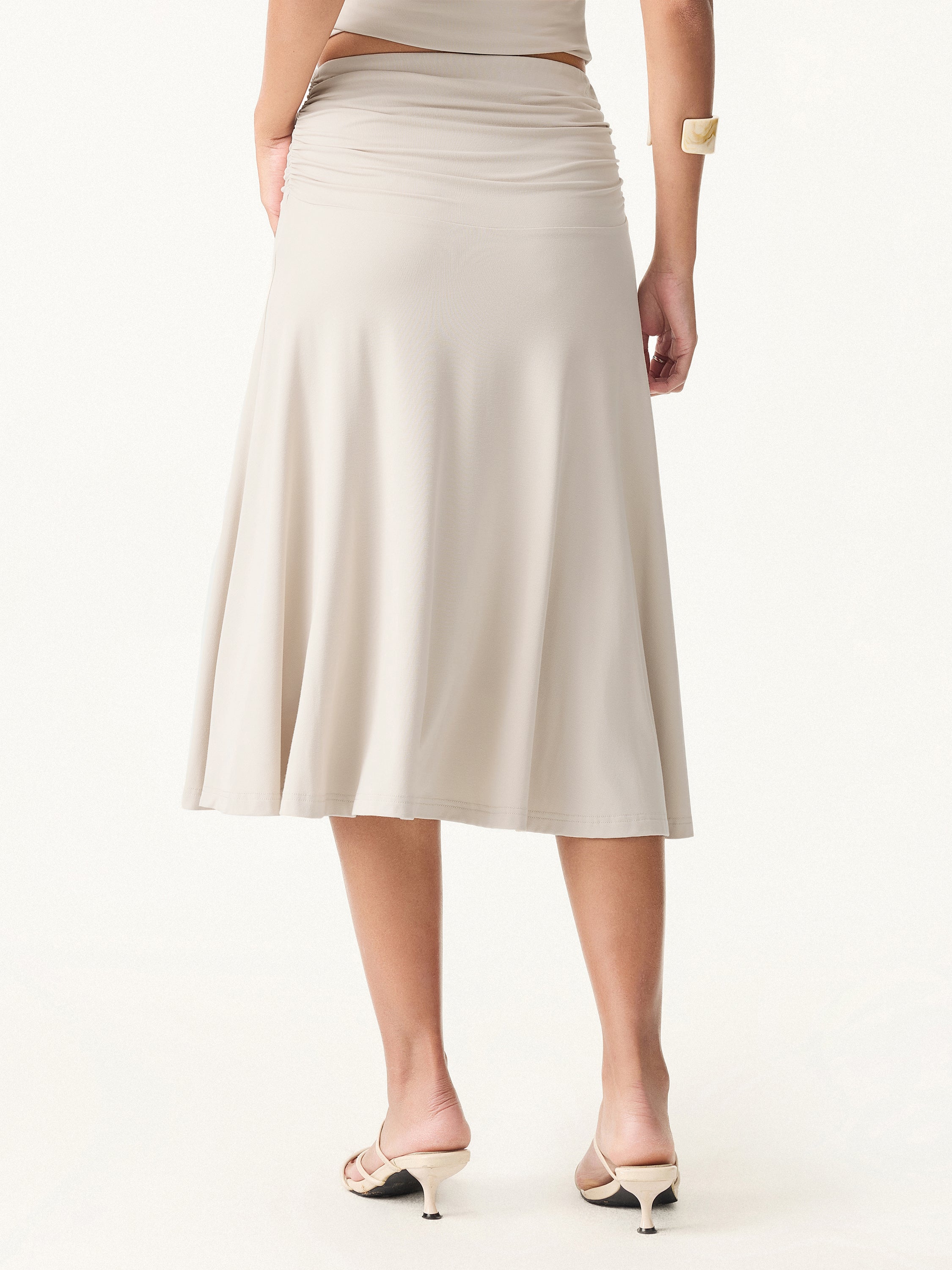 2Pcs Set Open Back Bra Tank & Side Ruched A-line Midi Skirt - Image 3
